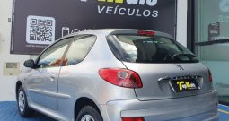 Peugeot 207 1.4 XR 8V FLEX 2P MANUAL