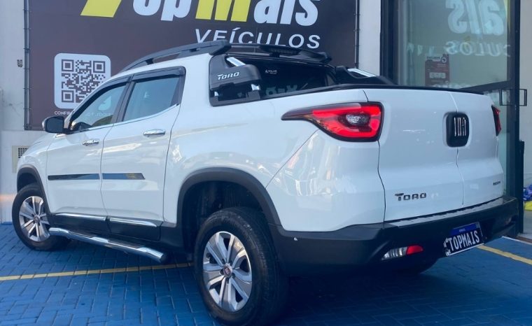 
								Fiat Toro Evo cheio									