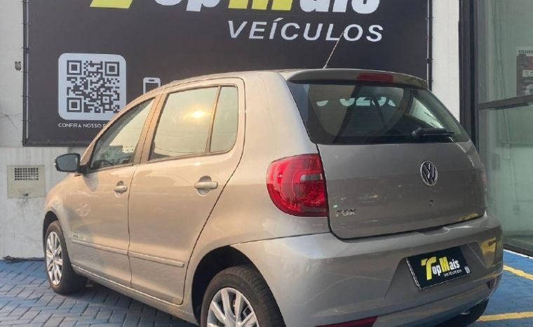 
								Volkswagen FOX 1.0 MI 8V FLEX 4P MANUAL cheio									