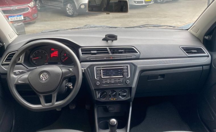 
								Volkswagen VOYAGE 1.6 MSI TOTALFLEX 4P MANUAL cheio									