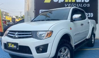 
									Mitsubishi L200 TRITON 2.4 HLS 4X2 CD 16V FLEX 4P MANUAL cheio								