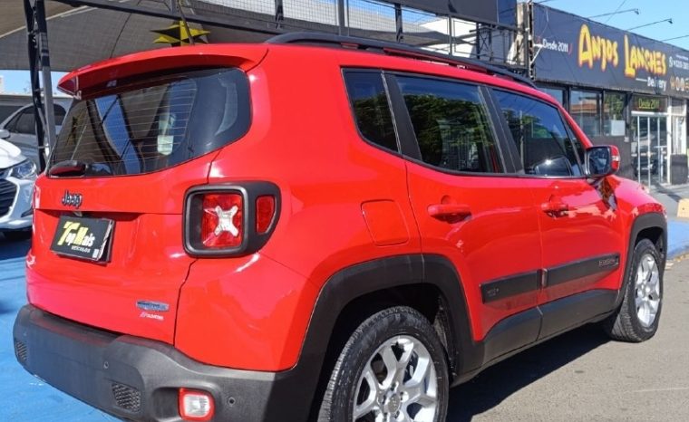 
								JEEP RENEGADE 1.8 16V FLEX LONGITUDE 4P AUTOMÁTICO cheio									