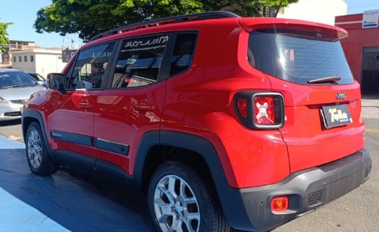 
								JEEP RENEGADE 1.8 16V FLEX LONGITUDE 4P AUTOMÁTICO cheio									