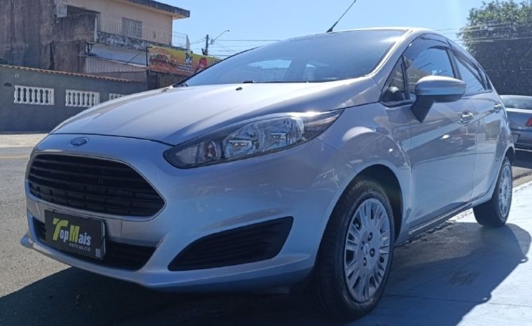 
								Ford FIESTA 1.5 S HATCH 16V FLEX 4P MANUAL cheio									