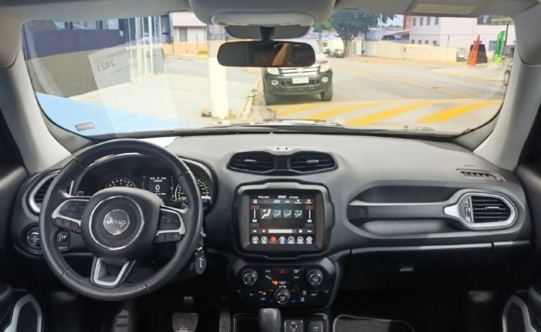 
								JEEP RENEGADE 1.8 16V FLEX 4P AUTOMÁTICO cheio									