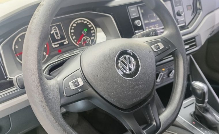 
								Volkswagen VIRTUS 1.0 200 TSI COMFORTLINE AUTOMÁTICO cheio									