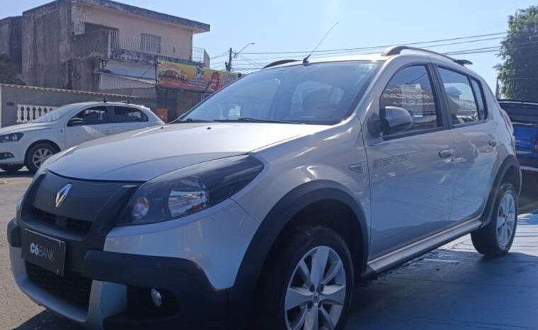 
								Renault SANDERO 1.6 STEPWAY 16V FLEX 4P AUTOMÁTICO cheio									